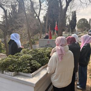 İstanbul’un Manevi İkliminde, Şehitlerimizin Huzurundayız - fotoğraf 3