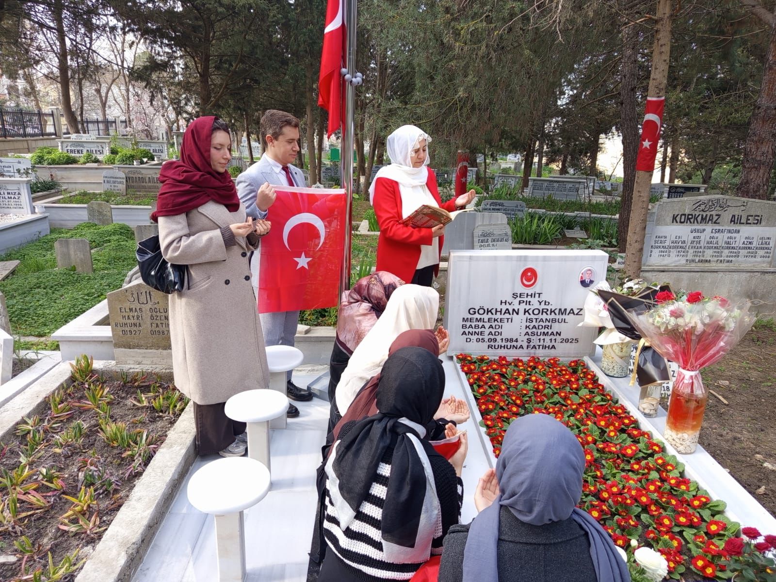 İstanbul’un Manevi İkliminde, Şehitlerimizin Huzurundayız
