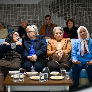 Valimiz Dr. Ahmet Hamdi Usta ve İl Müdürümüz Arif Laçin Çınarlarımızla İftar Sofrasında Bir Araya Geldi - fotoğraf 11