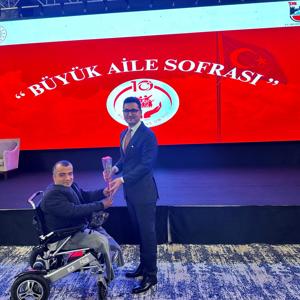 Büyük Aile Sofrasında Buluştuk - fotoğraf 1