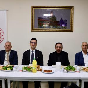 Aynı Sofrada, Aynı Gönülde - fotoğraf 1