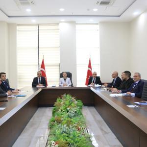 "Dilencilikle Mücadele" Gündem Maddesine İlişkin Toplantı Gerçekleştirildi. - fotoğraf 2
