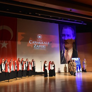 Çanakkale: Bir Milletin Fedakârlığı, Bir Bayrağın Hürriyeti  - fotoğraf 1