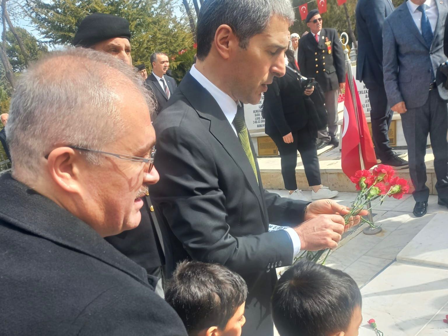 18 Mart Şehitler Günü Hava Şehitliğinde Anma Töreni