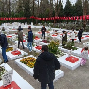 Gündüz Bakım ve Rehabilitasyon Merkezimizde Hizmet alan Çocuklarımızdan Anlamlı Ziyaret - fotoğraf 1