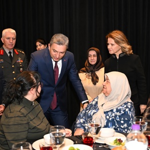 18 Mart Şehitleri Anma Günü’nde Şehit Ailelerimiz ve Gazilerimizle İftar Programında Buluştuk - fotoğraf 5