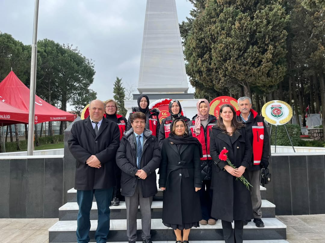 İl Müdürümüz Emine BÖÇKÜN, Balıkesir Şehitliği’nde Düzenlenen Anma Programına Katıldı