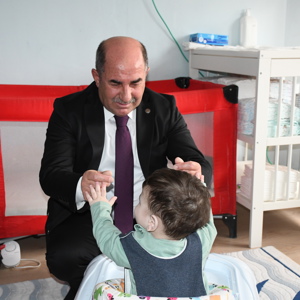 İl Müdürümüz Galip SÖKMEN, Çocuklarımıza Bayram Ziyareti Gerçekleştirdi - fotoğraf 5