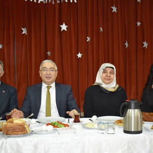 Göz Aydınlığımız Çocuklarımızla Bayram Coşkusunu Paylaştık - fotoğraf 2