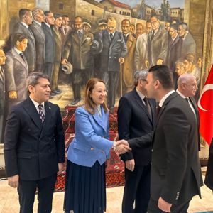 Gaziantep’te Geleneksel Bayramlaşma Töreni Yoğun Katılımla Gerçekleştirildi - fotoğraf 1