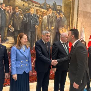 Gaziantep’te Geleneksel Bayramlaşma Töreni Yoğun Katılımla Gerçekleştirildi - fotoğraf 3