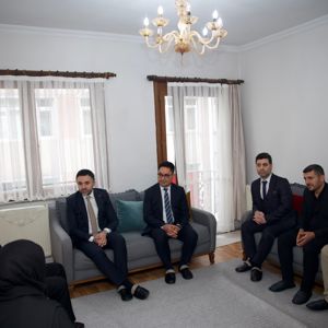 18 Mart Çanakkale Zaferi ve Şehitleri Anma Günü Kapsamında Şehit Ailelerimiz Ziyaret Edildi - fotoğraf 2