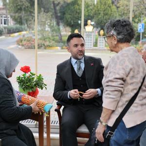 İl Müdürümüz Sn. Ömer TURAN, Yaşlılar Haftası’nda Bahçelievler Huzurevi Sakinlerimizle Bayram Sevincini Paylaştı - fotoğraf 4