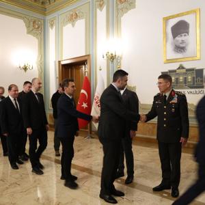 Ramazan Bayramı Dolayısıyla İstanbul Valiliğinde Bayramlaşma Programı Gerçekleştirildi - fotoğraf 1