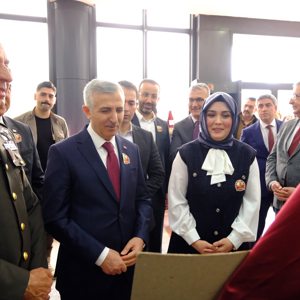 “Bir Milletin Fedakarlığı Bir Bayrağın Hürriyeti”: Kahramanmaraş’ta 18 Mart Ruhu Yaşatıldı - fotoğraf 5
