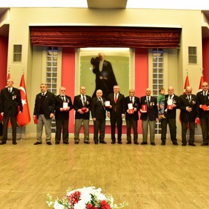 Kıbrıs Gazilerine Milli Mücadele Berat ve Madalyaları Tevcih Edildi - fotoğraf 4