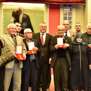 Kıbrıs Gazilerine Milli Mücadele Berat ve Madalyaları Tevcih Edildi - fotoğraf 11