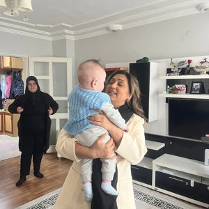 İl Müdürümüz Emine BÖÇKÜN, Şehidimiz Emre SAYIN’ın Ailesine Bayram Ziyaretinde Bulundu - fotoğraf 3