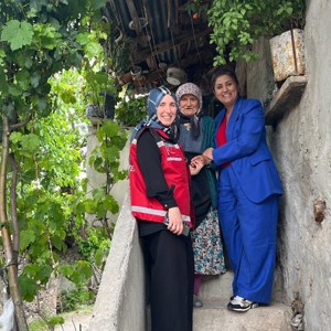 “Tek Başına Değil, Çok Başına Bayram” Projesiyle Tek Başına Yaşayan Yaşlılara Bayram Ziyareti - fotoğraf 5