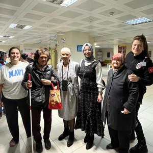 Huzurevi Sakinlerimiz ve Öğrenciler İftar Programında Buluştu - fotoğraf 2