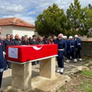 Sorgun Sosyal Hizmet Merkezi Müdürlüğümüz olarak, ebediyete irtihal eden Kıbrıs Gazimiz Yılmaz Borgan’ı son yolculuğuna uğurladık. - fotoğraf 1