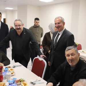 Çarşamba Huzurevi Sofrasında Gönüller Birleşti - fotoğraf 4