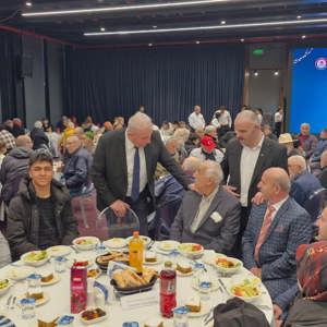 Gönüller Bir, Sofralar Bereketli: Kuşaklar Arası İftar - fotoğraf 10
