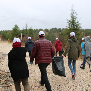 Elazığ'da çocuklar, önce doğa yürüyüşü ardından da çevre temizliği yaptı. - fotoğraf 4