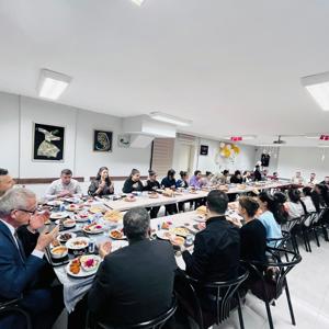 Gazi Çocuk Evleri Sitesi’nde Ramazan Bereketi: İl Müdürümüz Çocuklarımızla İftarda Buluştu - fotoğraf 2