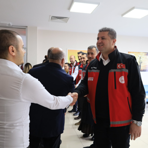 İl Müdürümüz Sayın Serdar Demirci ve Birim Amirlerimiz, Çalışma Arkadaşlarımızla bir Araya Gelerek Ramazan Bayramlarını Kutladı. - fotoğraf 1