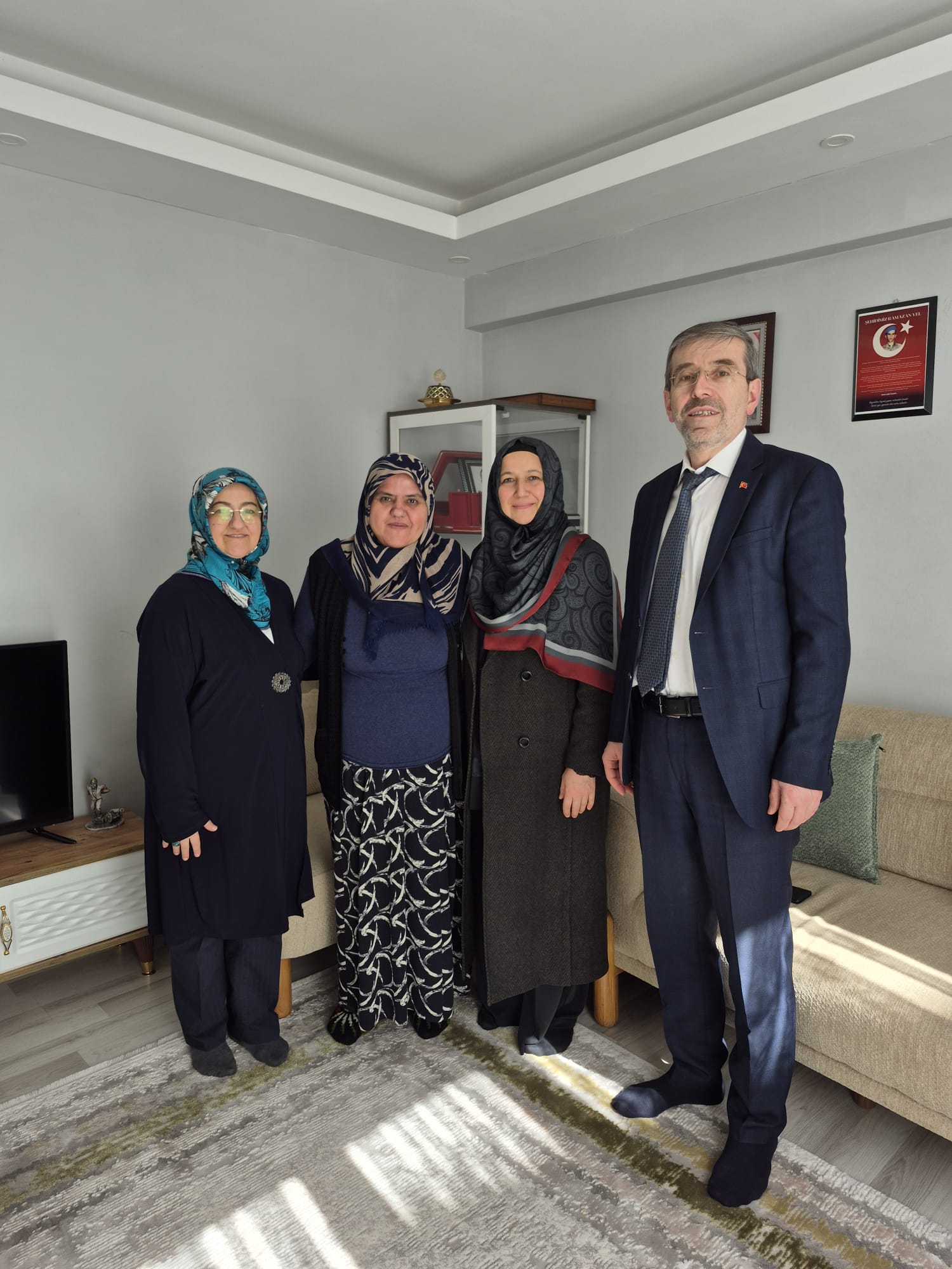 Şehit Ailesine Anlamlı Ziyaret