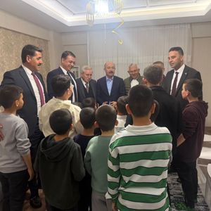 Çocuk Evlerimizde Ramazan Buluşması: Protokol ve Hayırseverlerden Anlamlı Destek - fotoğraf 1