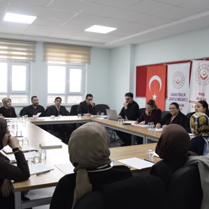 Kadına Yönelik Şiddetle Mücadele İl Eylem Planı Çalıştayı  - fotoğraf 10