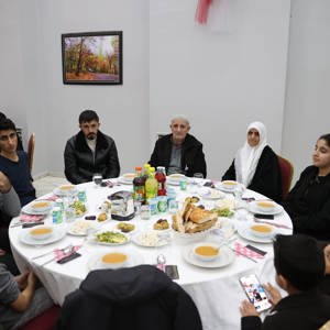 Büyük Aile Sofrası - fotoğraf 6