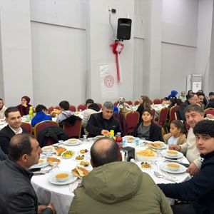 Büyük Aile Sofrası - fotoğraf 1