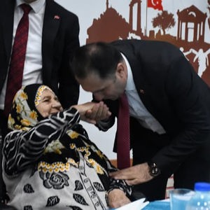 18–24 Mart Yaşlılara Saygı Haftası kapsamında, Sultanhisar Huzurevi’nde Kıymetli Asırlık Çınarlarımızla Bir Araya Geldik. - fotoğraf 1
