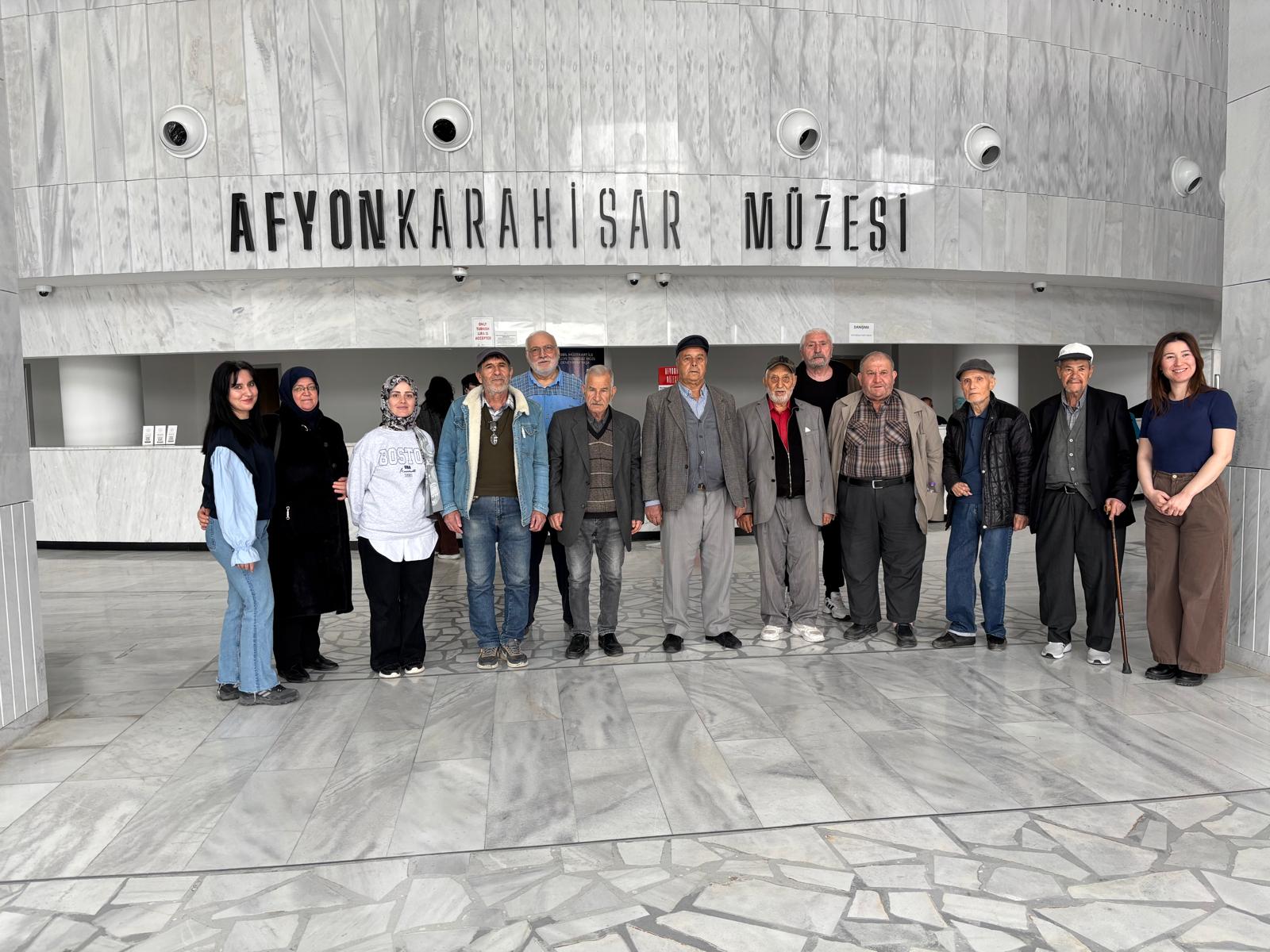 Sandıklı Hüseyin Develi Huzurevi Afyonkarahisar Müzesine Ziyaret Etti