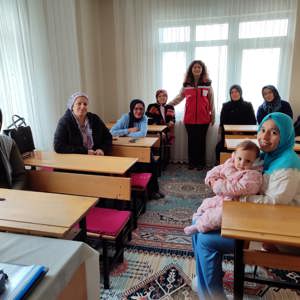 Yaşlılar Haftası Kapsamında Aile Yaşam Becerileri Eğitimi Gerçekleştirildi - fotoğraf 1