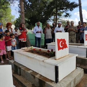 ŞEHİTLERİMİZİ DUALARLA ANDIK  - fotoğraf 1