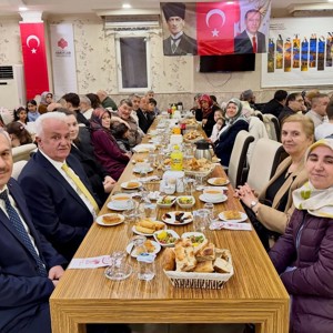 Koruyucu Ailelerimiz ve Devletimize Emanet Kıymetli Evlatlarımızla İftarda Bir Araya Geldik - fotoğraf 2