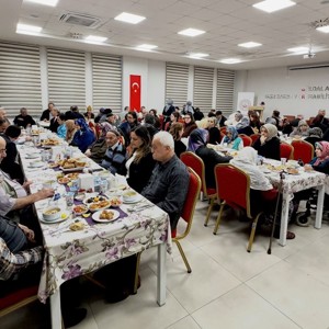 Genel Müdür Yardımcımız Huzurevimizde Büyüklerimizle İftarda Buluştu - fotoğraf 2