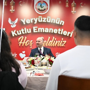 Valimiz Sayın Mehmet Fatih Serdengeçti Ve İl Müdürümüz Sayın Tolga Nacar, Sosyal Ve Ekonomik Destek (SED) Yardımından Faydalanan Ailelerimizle Birlikte İftar Programında Buluştu. - fotoğraf 1