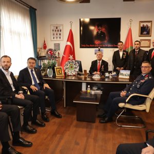 Şehit Yakınları ve Gaziler Derneklerine  Ziyaret - fotoğraf 4