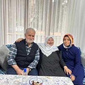 Tek Başına Değil Çok Başına Bayram - fotoğraf 1