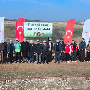 “Türkiye’nin Gücü Orman” Temasıyla Fidanlar Toprakla Buluştu - fotoğraf 2