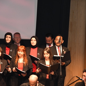 Ay Yıldız Türk Halk Müziği Koromuz Muhteşem Bir Konser Gerçekleştirdi - fotoğraf 8