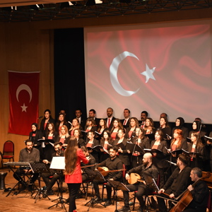 Ay Yıldız Türk Halk Müziği Koromuz Muhteşem Bir Konser Gerçekleştirdi - fotoğraf 14