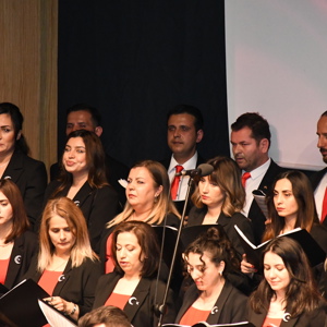 Ay Yıldız Türk Halk Müziği Koromuz Muhteşem Bir Konser Gerçekleştirdi - fotoğraf 25
