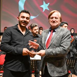 Ay Yıldız Türk Halk Müziği Koromuz Muhteşem Bir Konser Gerçekleştirdi - fotoğraf 36