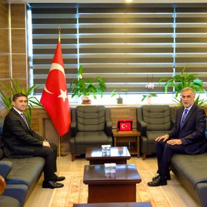 Onikişubat Kaymakamı Salih Çiğdem’den İl Müdürümüz Emre Çalğan’a Ziyaret - fotoğraf 1